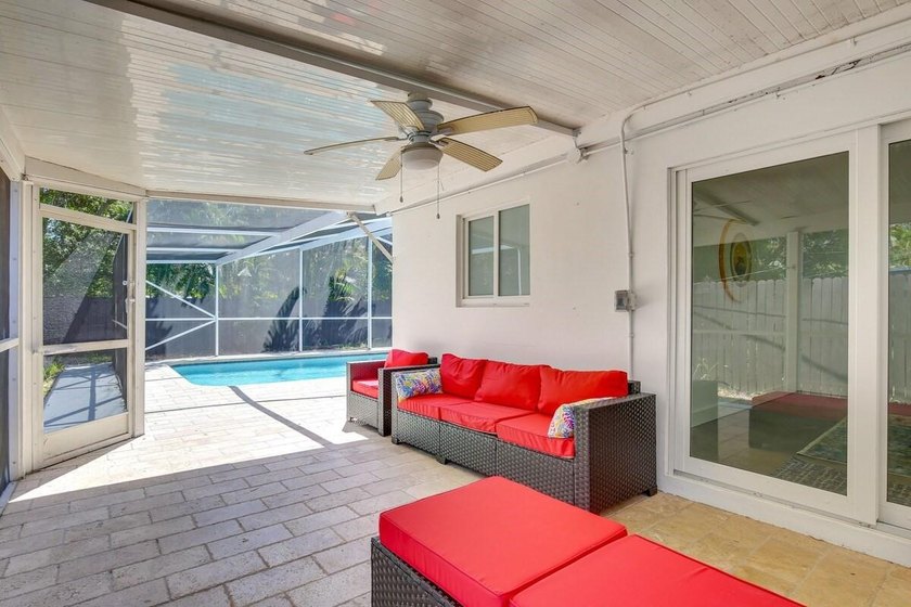 Wonderful for a single-family or investment opportunity, nestled - photo 8