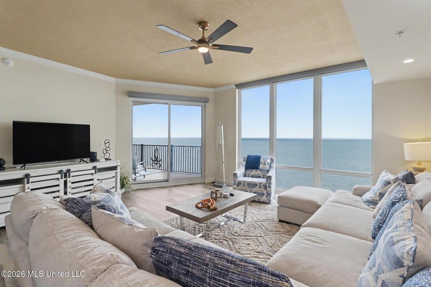 Experience luxury coastal living in this beautifully updated - photo 9
