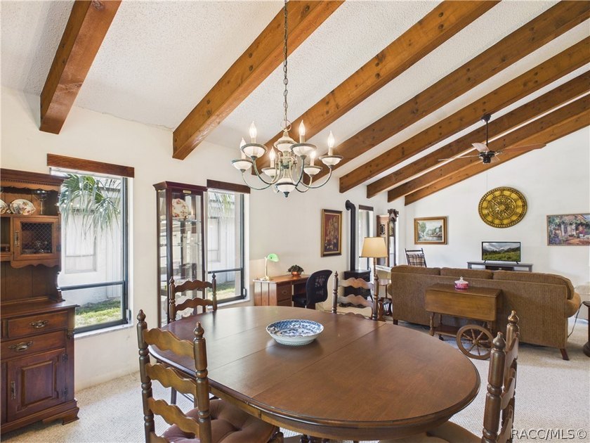 Cozy 2 bedroom 2 bath 2 car garage villa nicely positioned on a - photo 8