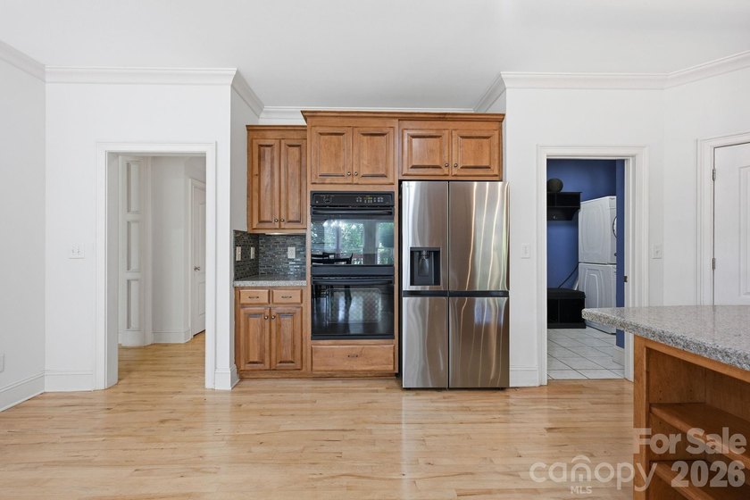 This meticulously maintained home on the 13th hole of Lake - photo 12