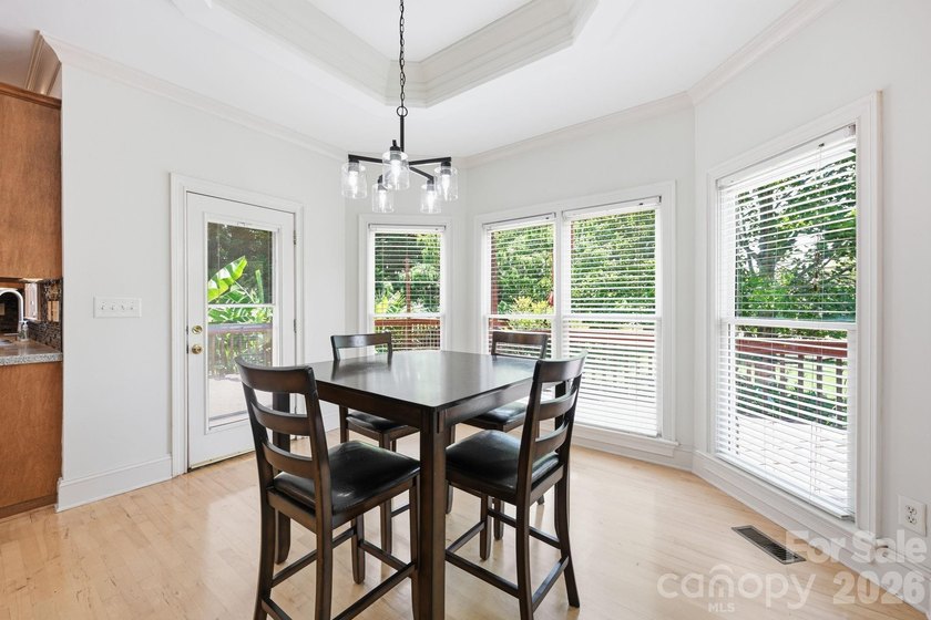 This meticulously maintained home on the 13th hole of Lake - photo 14
