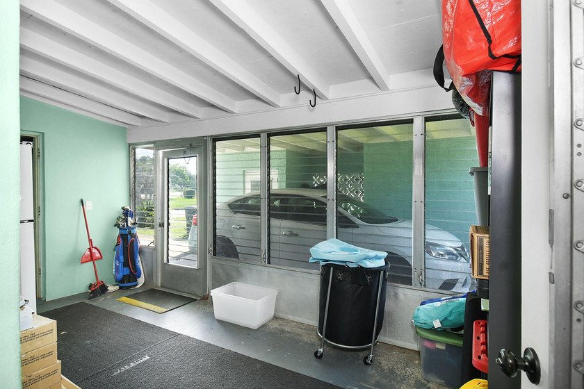 Charming and full of potential, this well-maintained 2-bedroom - photo 14