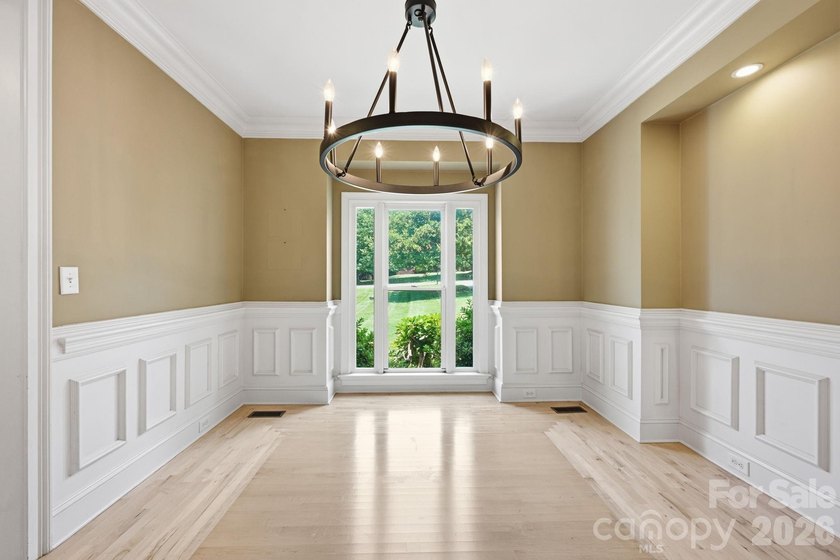 This meticulously maintained home on the 13th hole of Lake - photo 16