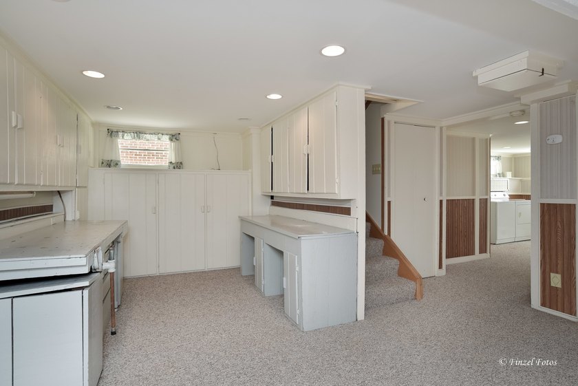 An exciting waterfront lifestyle awaits! A lively destination - photo 23