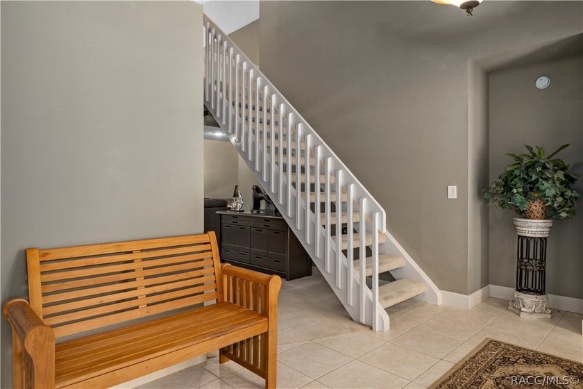 Spacious pool home on an oversized 0.55-acre corner lot in - photo 6