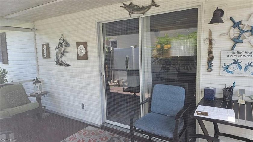 Priced to sell! Charming 3 br 2 ba with one car garage that's - photo 15