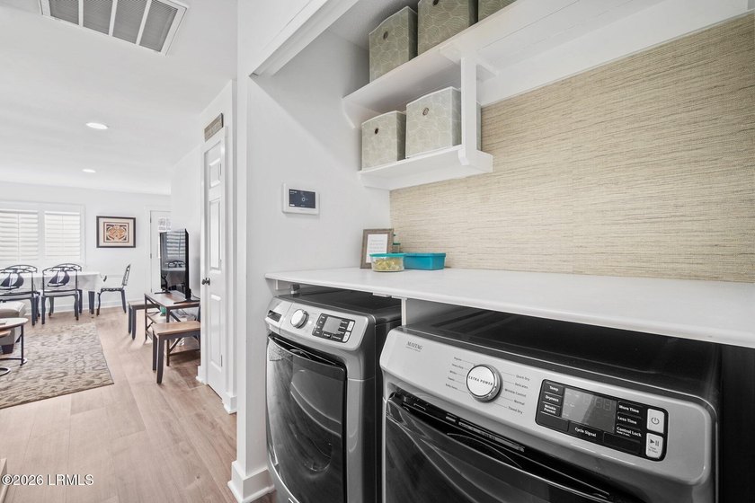 Located in Pigeon Point, this thoughtfully renovated 3-bedroom - photo 24