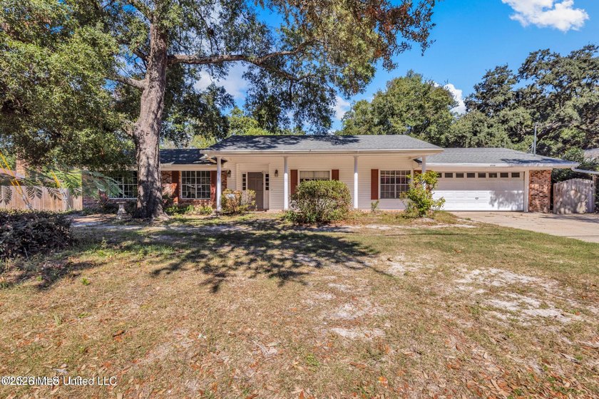 Don't miss out on this Great investment opportunity. Easy access - photo 2