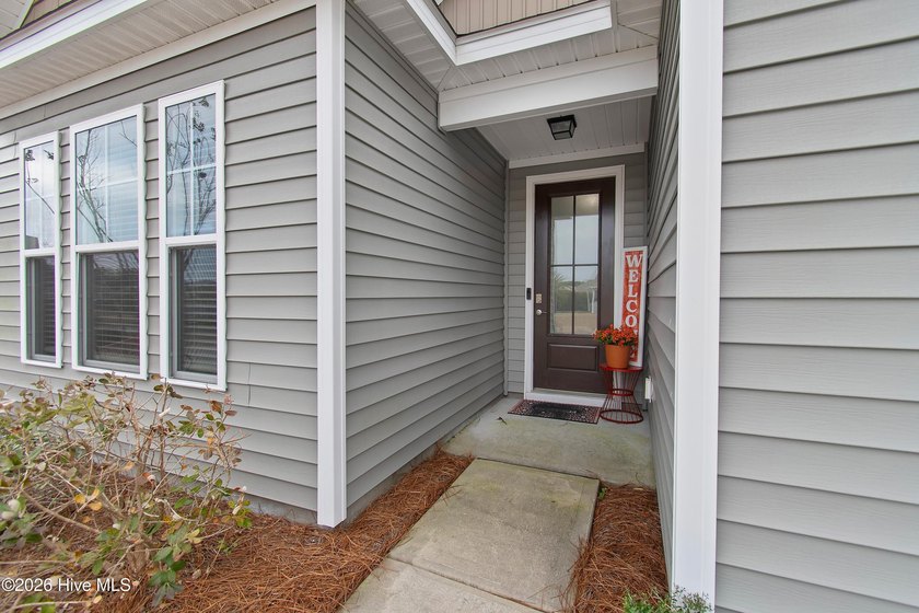 This spacious, open concept home has been extremely well kept by - photo 3