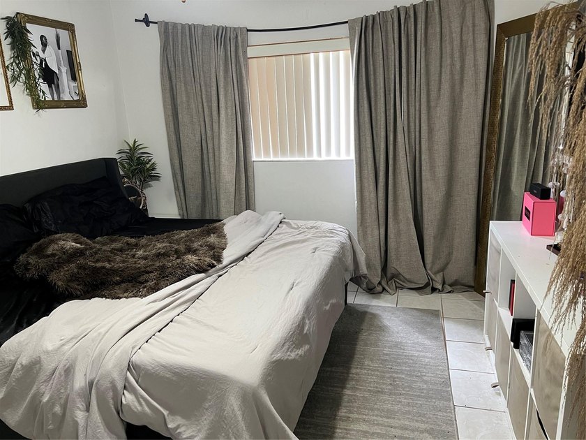 THIS COMFORTABLE 2 BEDROOM 2 BATHROOM HOME HAS A TASTEFULLY - photo 7