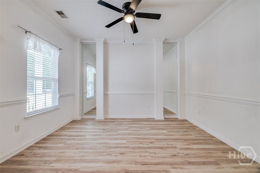 Explore low-maintenance living at 93 Falkland Ave, Savannah, GA - photo 8