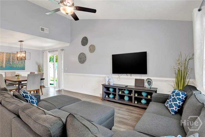 Turnkey, stylish, and already proven as a successful short-term - photo 4