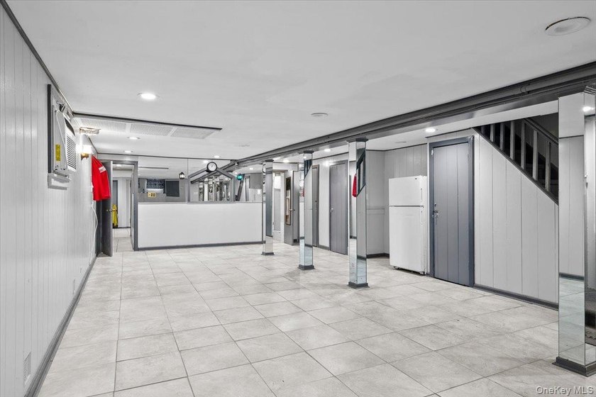 Attention Investors: A premier multi-unit property is now - photo 26