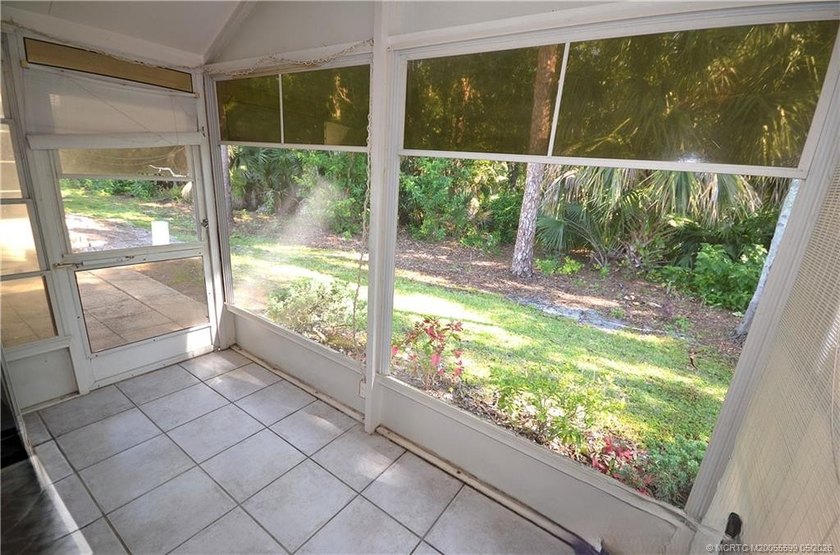 Move right in. This cozy villa has been recently updated and is - photo 17