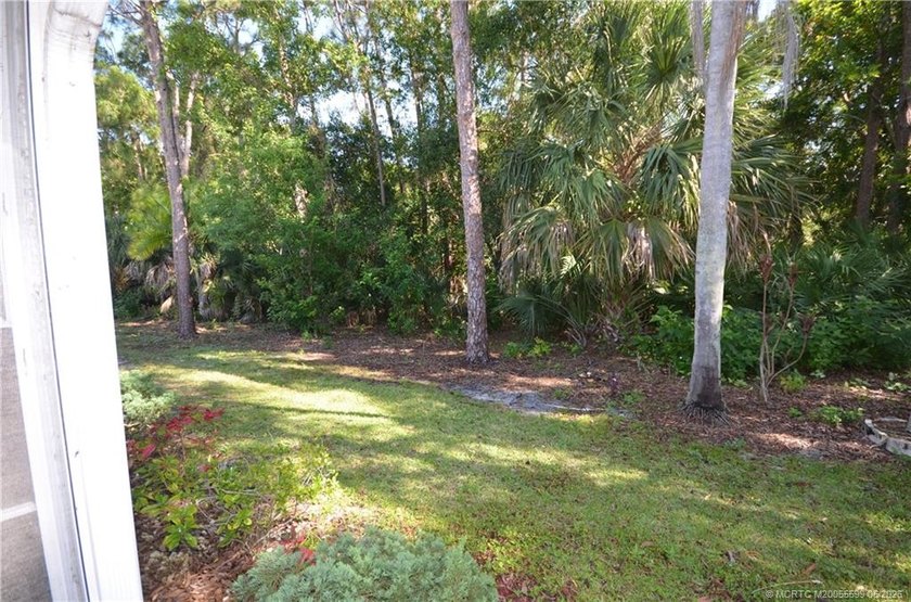 Move right in. This cozy villa has been recently updated and is - photo 18
