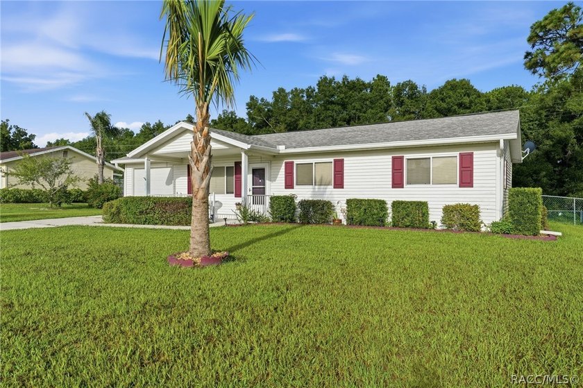 WELCOME HOME TO PALM CAY - A 55+ GATED COMMUNITY IN SW OCALA! - photo 3