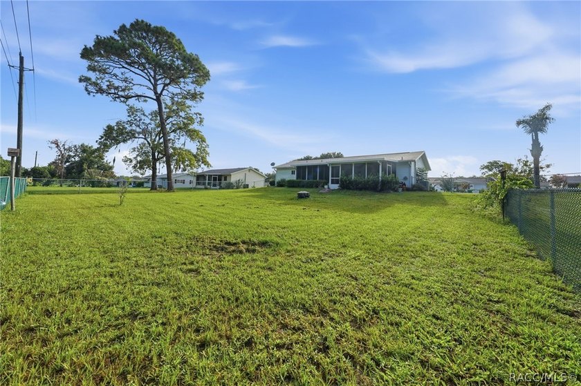 WELCOME HOME TO PALM CAY - A 55+ GATED COMMUNITY IN SW OCALA! - photo 9