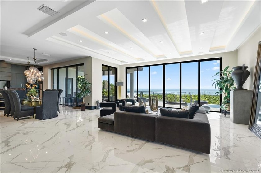 Ocean to River! Diamond Sands' Most Private Estate-Positioned on - photo 6