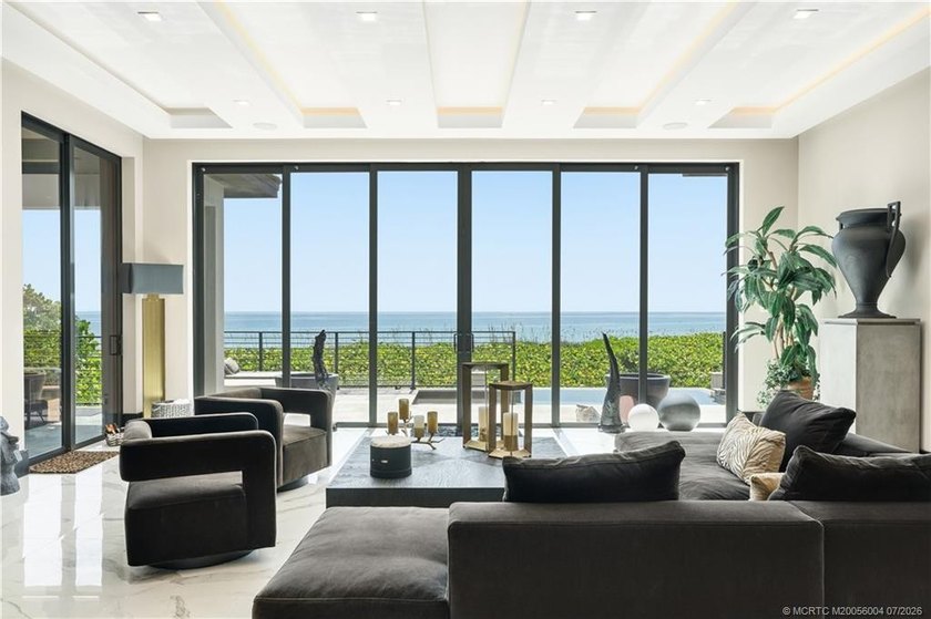 Ocean to River! Diamond Sands' Most Private Estate-Positioned on - photo 7