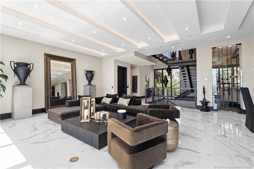 Ocean to River! Diamond Sands' Most Private Estate-Positioned on - photo 9