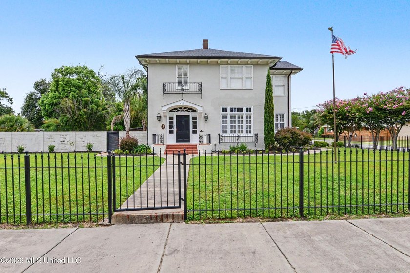 This is a special property where historic character and modern - photo 3
