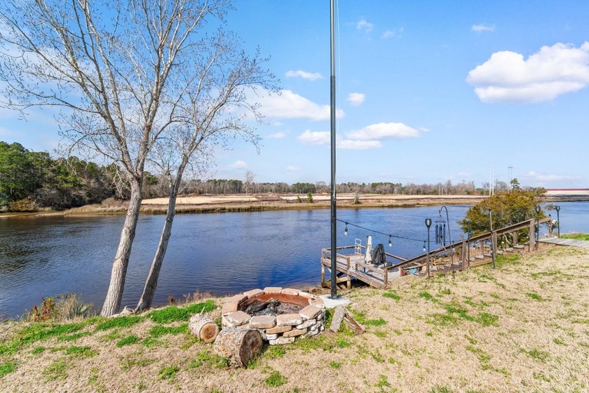 Welcome to life in the 55+ Waterway View Community in North - photo 32