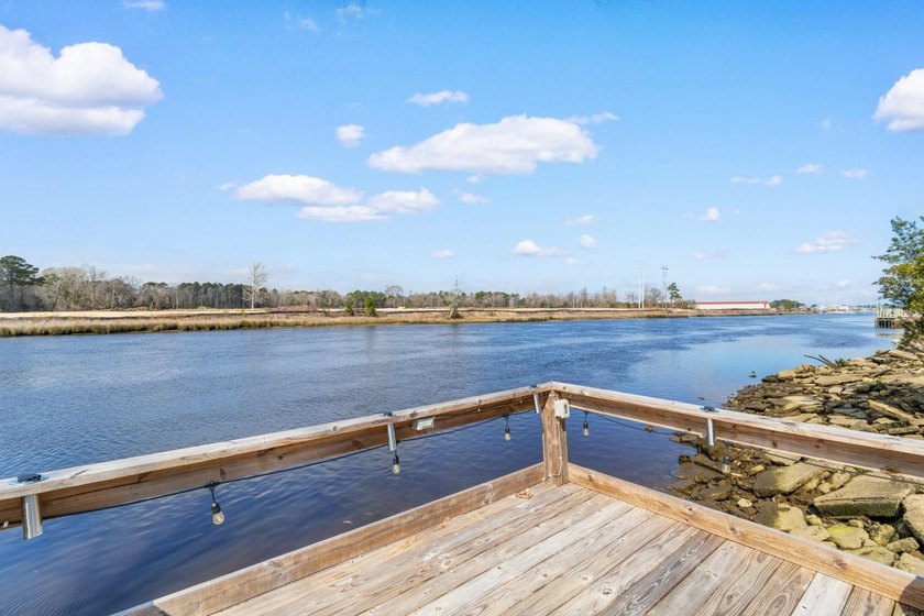 Welcome to life in the 55+ Waterway View Community in North - photo 34