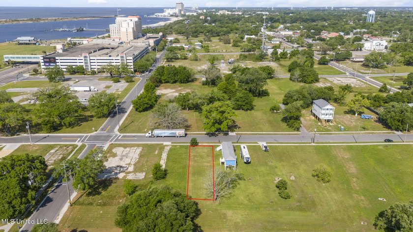 **Now zoned Commercial Business (CB) - short-term rentals - photo 3