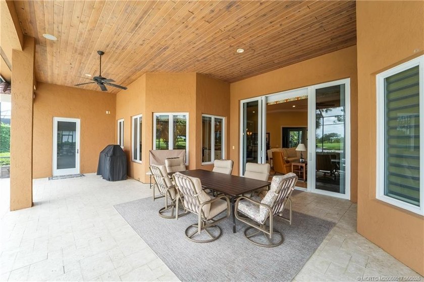 This completely renovated single family home is one of only 38 - photo 9