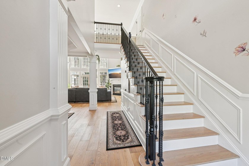 Welcome to this spacious 6-bedroom, 4.5-bath home in The - photo 5