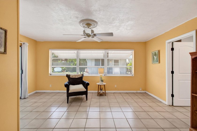 Nestled in the heart of College Park, this charming 2 bedroom, 2 - photo 16