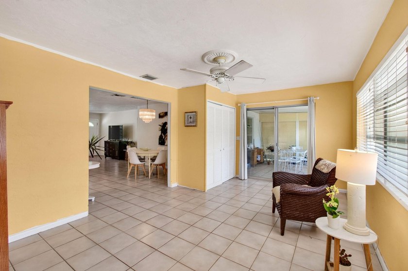 Nestled in the heart of College Park, this charming 2 bedroom, 2 - photo 19
