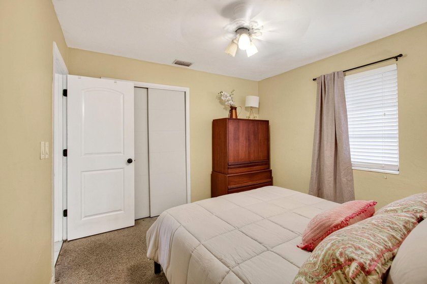 Nestled in the heart of College Park, this charming 2 bedroom, 2 - photo 26