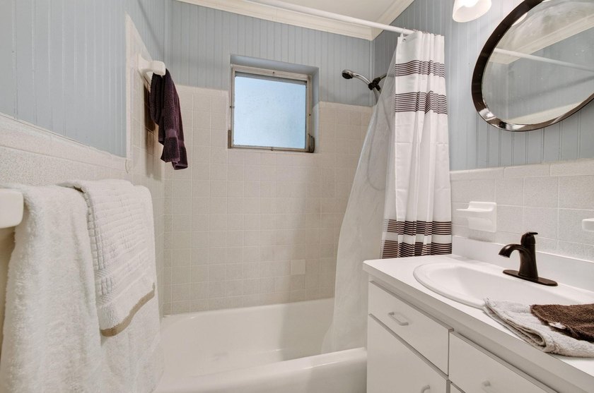 Nestled in the heart of College Park, this charming 2 bedroom, 2 - photo 28