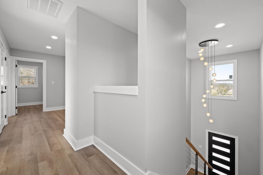 Crafted with an eye for refinement, this newly constructed home - photo 29