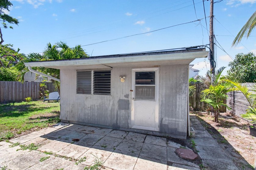Nestled in the heart of College Park, this charming 2 bedroom, 2 - photo 45