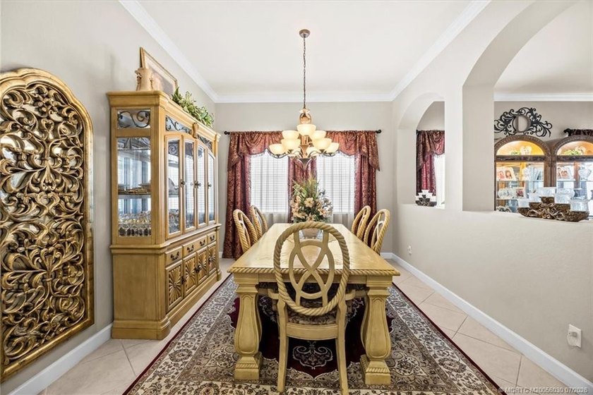 Rare opportunity in prestigious Highland Reserve! This - photo 9
