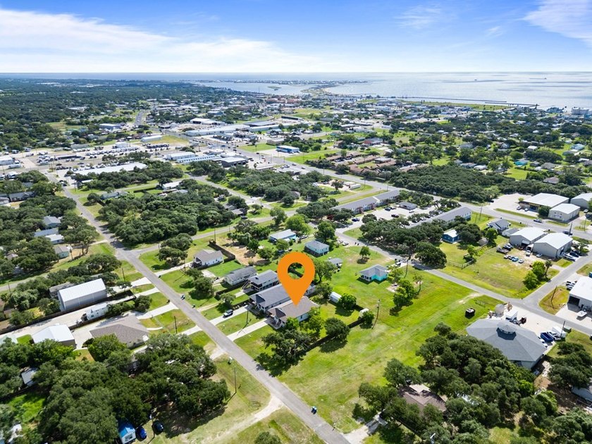 Situated on two spacious lots, this charming 3-bedroom, 2-bath - photo 32