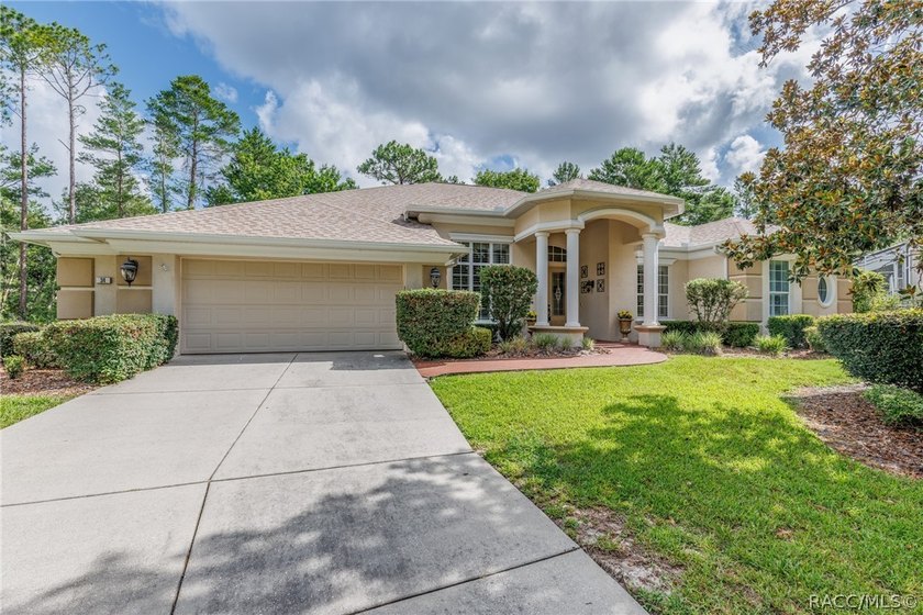 EXQUISTIE FLORIDA LIVING ABOUNDS IN THIS INVITING 3/2/2 WITH DEN - photo 43