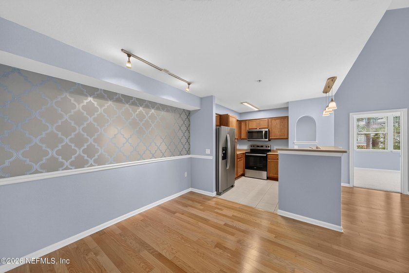 Welcome to Unit 1032 at Montreux at Deerwood Lake! A gated - photo 11
