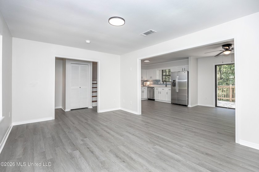 Stunning newly renovated white brick home in DOWNTOWN GOLF CART - photo 8