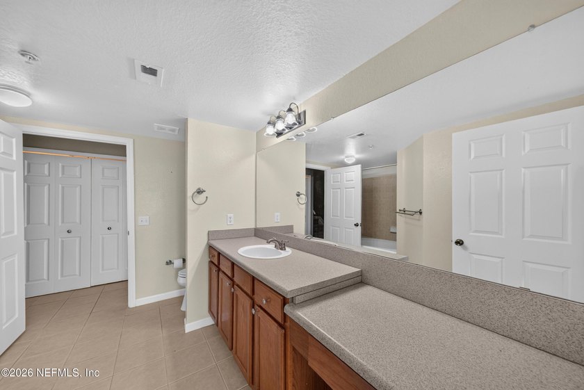 Welcome to Unit 1032 at Montreux at Deerwood Lake! A gated - photo 27