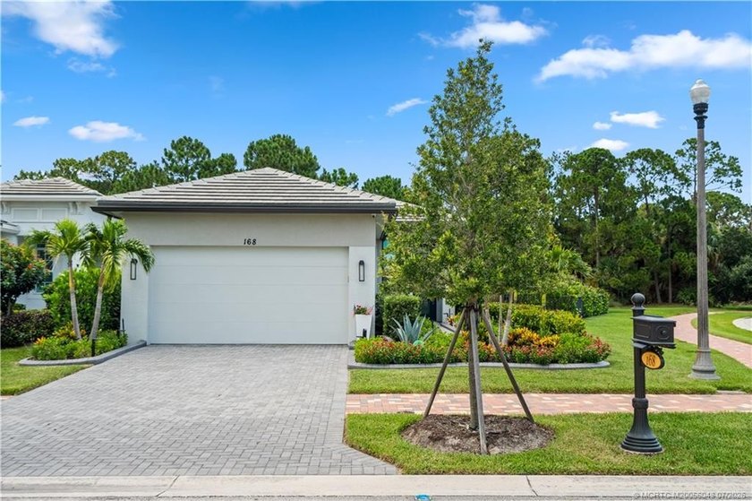 Welcome to 168 SE Strada Cervaro in Port St. Lucie FL 34952, a - photo 4