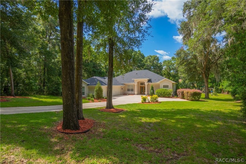 Nestled on a half-acre lot in the desirable community of Rainbow - photo 4