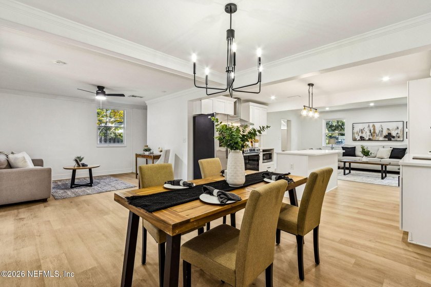 Beautifully renovated ORTEGA FOREST GEM!! Welcome to your fully - photo 22
