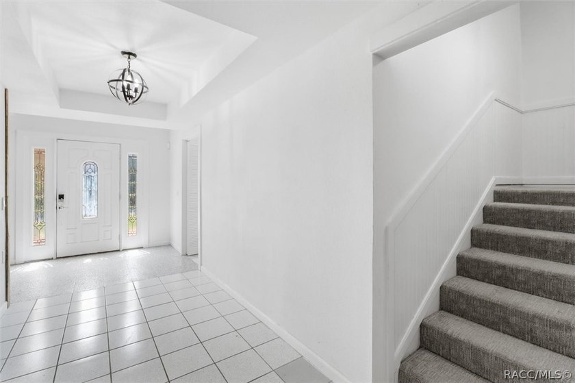 Welcome to THE STANDISH! A one-of-a-kind residence in the heart - photo 6