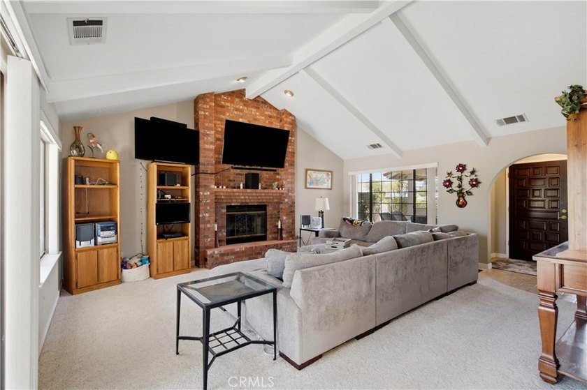 Wake up to fairway views every morning in this single-story - photo 10