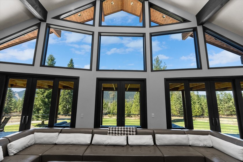 Welcome to 15 Copper Ridge Road in beautiful Trout Creek. This - photo 25
