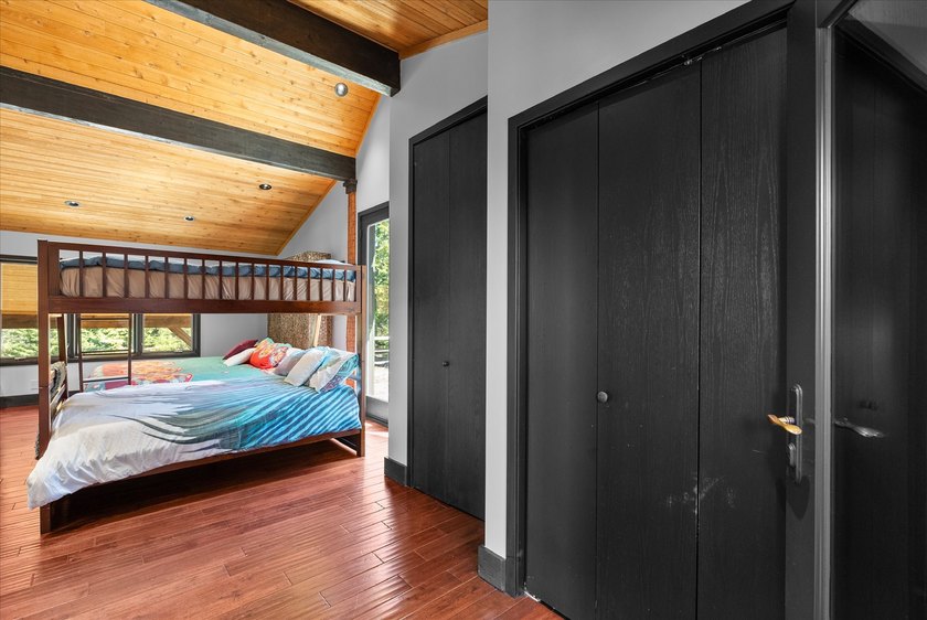 Welcome to 15 Copper Ridge Road in beautiful Trout Creek. This - photo 39
