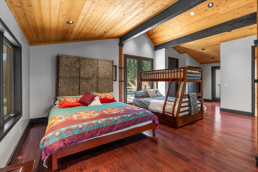 Welcome to 15 Copper Ridge Road in beautiful Trout Creek. This - photo 41
